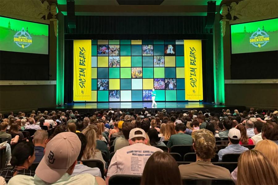 Students attending orientation in Waco Hall